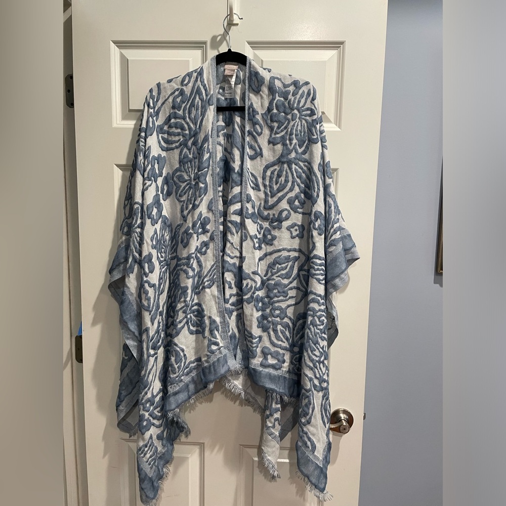 Chico’s Ruana Blue and Cream, One Size